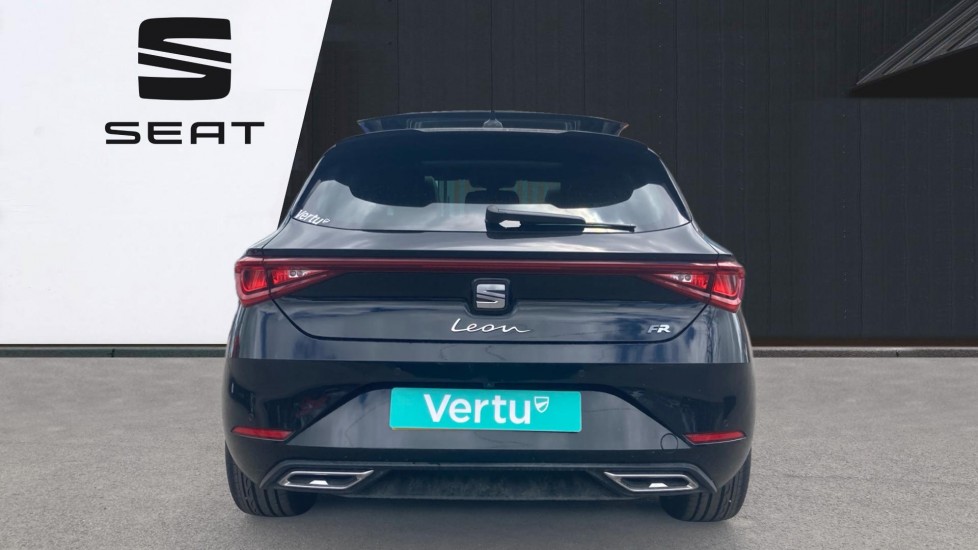 SEAT Leon 1.5 eTSI 115 FR Black Edition 5dr DSG [DAP] Petrol Estate - Image 8