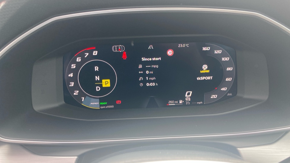 SEAT Leon 1.5 eTSI 115 FR Black Edition 5dr DSG [DAP] Petrol Estate - Image 11