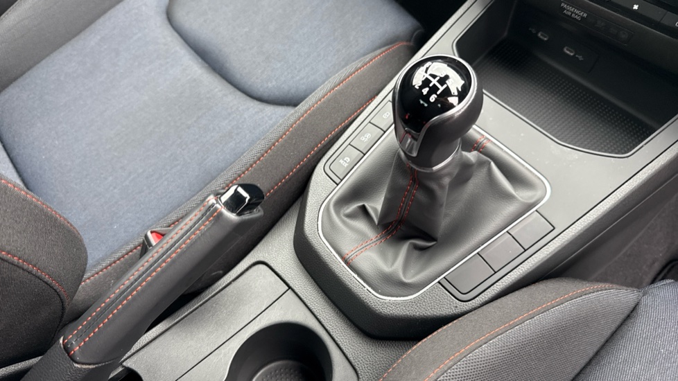 SEAT Ibiza 1.0 TSI 110 FR 5dr Petrol Hatchback - Image 14
