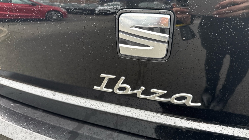 SEAT Ibiza 1.0 TSI 110 FR 5dr Petrol Hatchback - Image 25