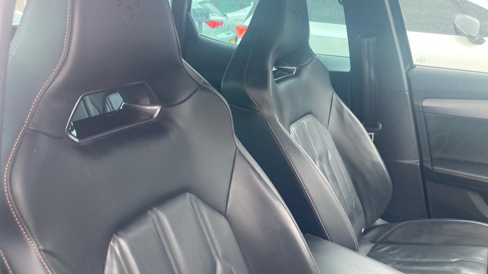 CUPRA Formentor 1.5 TSI 150 V2 5dr DSG Petrol Estate - Image 36