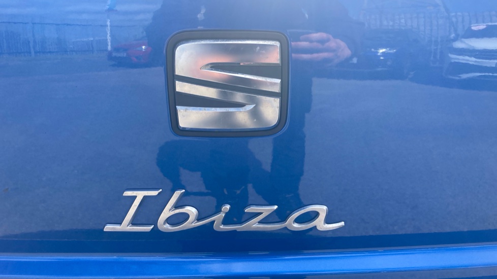 SEAT Ibiza 1.0 TSI 110 FR 5dr Petrol Hatchback - Image 22