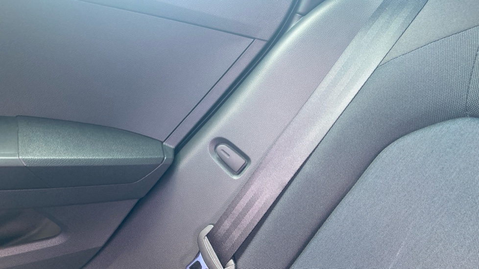 SEAT Ibiza 1.0 TSI 110 FR 5dr Petrol Hatchback - Image 31