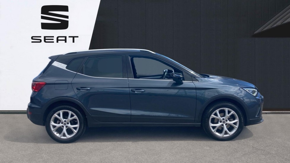 SEAT Arona 1.0 TSI 110 FR 5dr Petrol Hatchback - Image 4