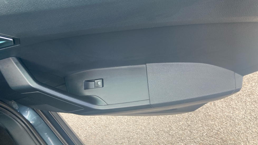SEAT Arona 1.0 TSI 110 FR 5dr Petrol Hatchback - Image 30