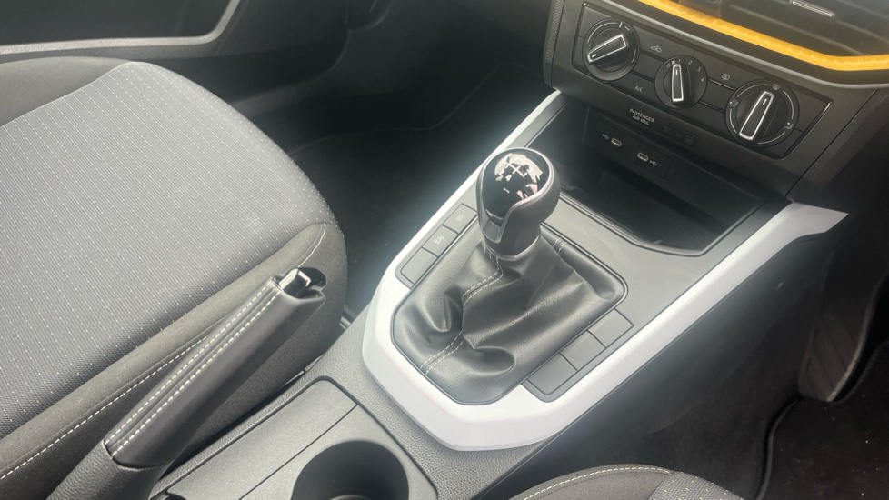 SEAT Arona 1.0 TSI SE Technology 5dr Petrol Hatchback - Image 14