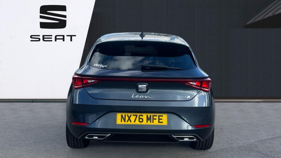 SEAT Leon 1.5 eTSI 150 FR Sport 5dr DSG [DAP] Petrol Hatchback - Image 8