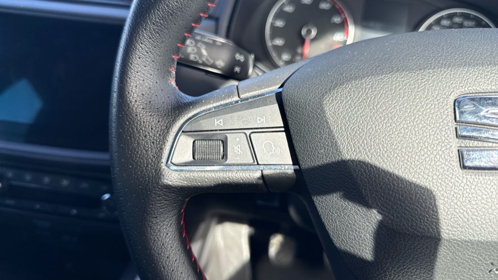 SEAT Arona 1.0 TSI 110 FR Red Edition 5dr Petrol Hatchback - Image 17