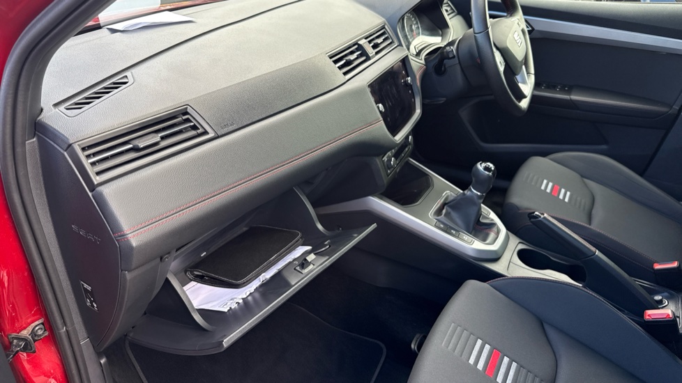 SEAT Arona 1.0 TSI 110 FR Red Edition 5dr Petrol Hatchback - Image 40