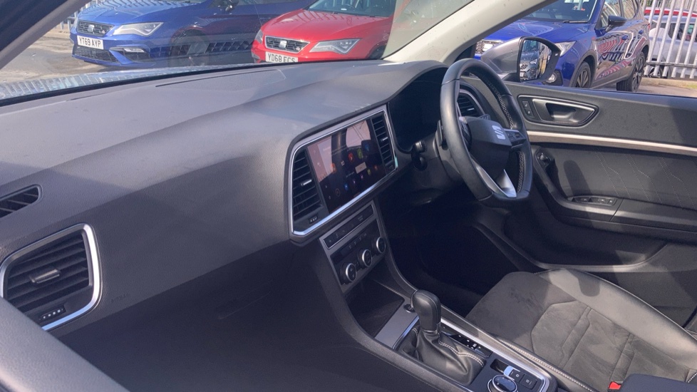 SEAT Ateca 1.5 TSI EVO Xperience 5dr DSG Petrol Estate - Image 2