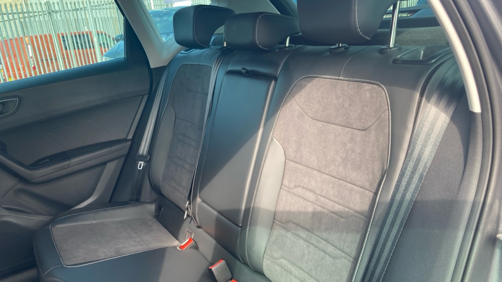 SEAT Ateca 1.5 TSI EVO Xperience 5dr DSG Petrol Estate - Image 15