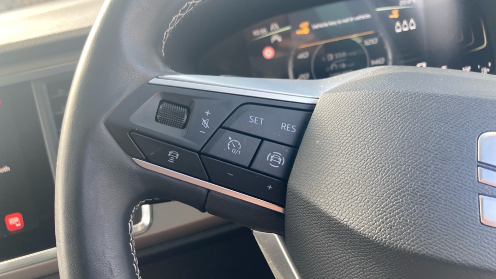 SEAT Ateca 1.5 TSI EVO Xperience 5dr DSG Petrol Estate - Image 16