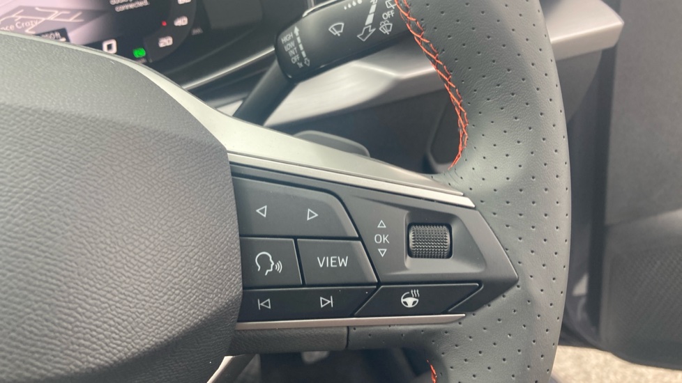 SEAT Leon 1.5 eTSI 115 FR Black Edition 5dr DSG [DAP] Petrol Hatchback - Image 18