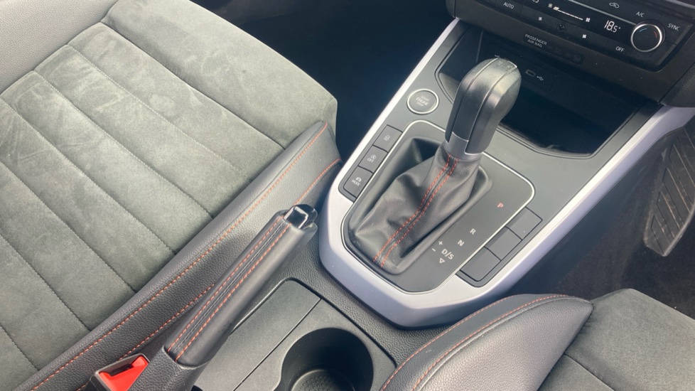 SEAT Arona 1.0 TSI 110 FR Edition 5dr DSG Petrol Hatchback - Image 14