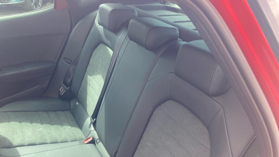 SEAT Arona 1.0 TSI 110 FR Edition 5dr DSG Petrol Hatchback - Image 16