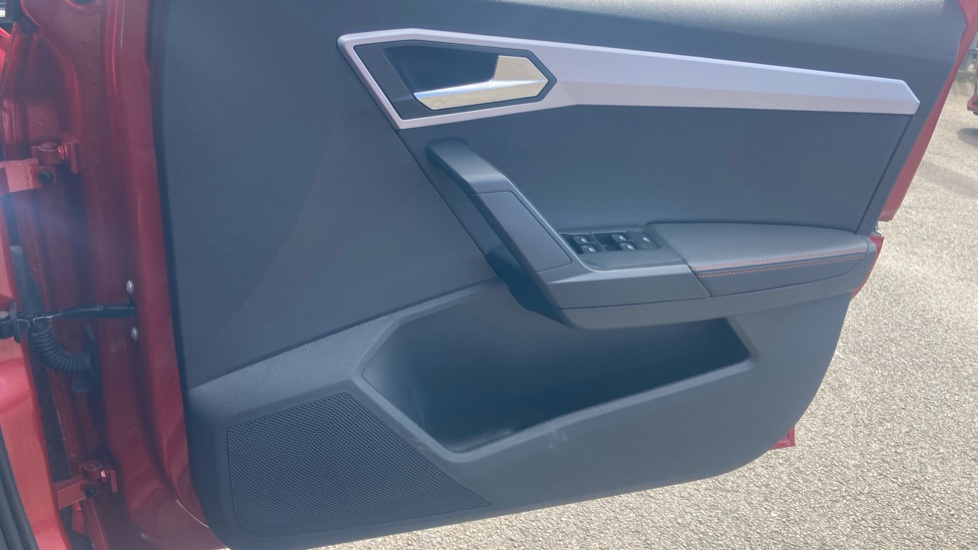 SEAT Arona 1.0 TSI 110 FR Edition 5dr DSG Petrol Hatchback - Image 19