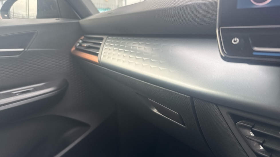 CUPRA Born 150kW V2 58kWh 5dr Auto Electric Hatchback - Image 41