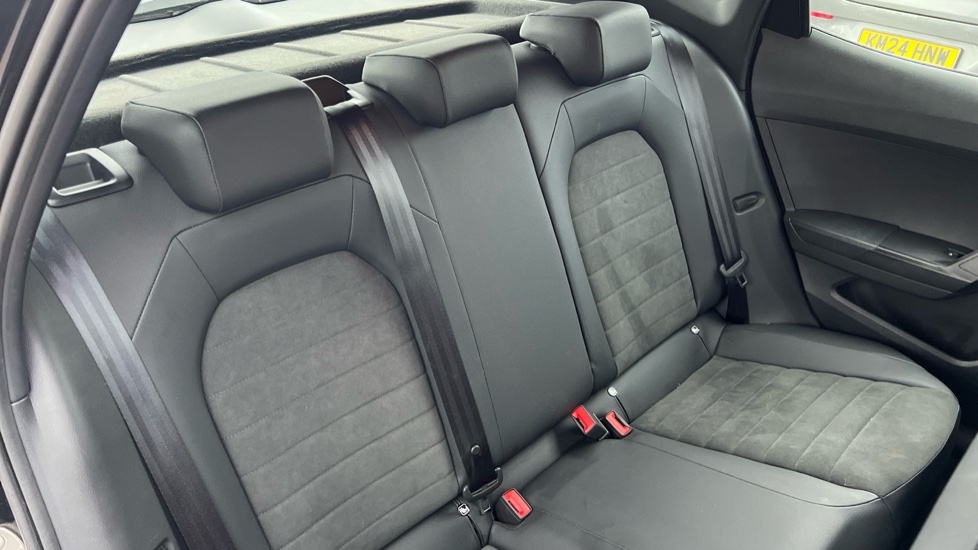 SEAT Arona 1.0 TSI 110 XPERIENCE Lux 5dr Petrol Hatchback - Image 30