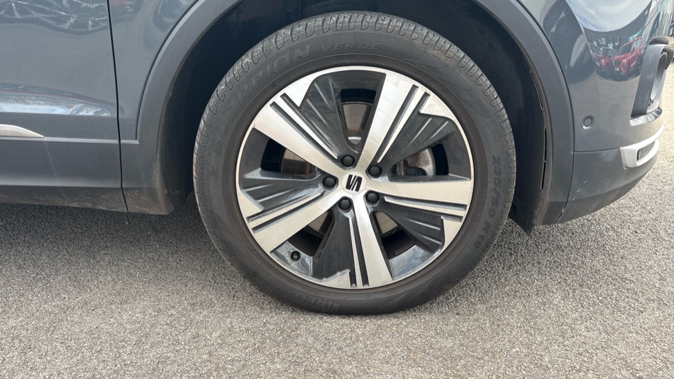 SEAT Tarraco 2.0 TDI 200 Xcellence 5dr DSG 4Drive Diesel Estate - Image 30