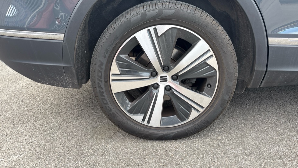 SEAT Tarraco 2.0 TDI 200 Xcellence 5dr DSG 4Drive Diesel Estate - Image 33