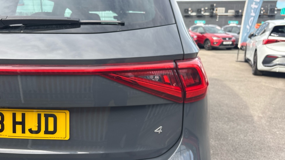 SEAT Tarraco 2.0 TDI 200 Xcellence 5dr DSG 4Drive Diesel Estate - Image 35