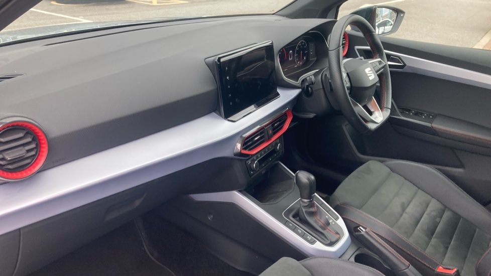SEAT Arona 1.5 TSI 150 FR Sport 5dr DSG Petrol Hatchback - Image 2