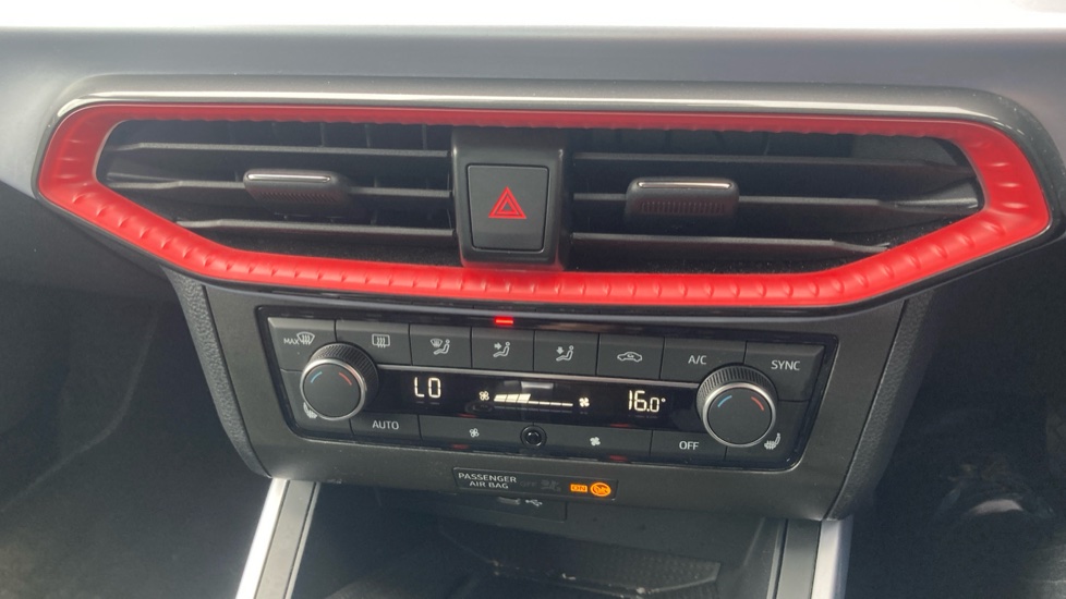 SEAT Arona 1.5 TSI 150 FR Sport 5dr DSG Petrol Hatchback - Image 13