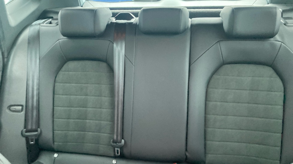 SEAT Arona 1.5 TSI 150 FR Sport 5dr DSG Petrol Hatchback - Image 16