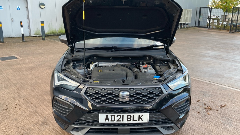 SEAT Ateca 1.5 TSI EVO FR Sport 5dr Petrol Estate - Image 8
