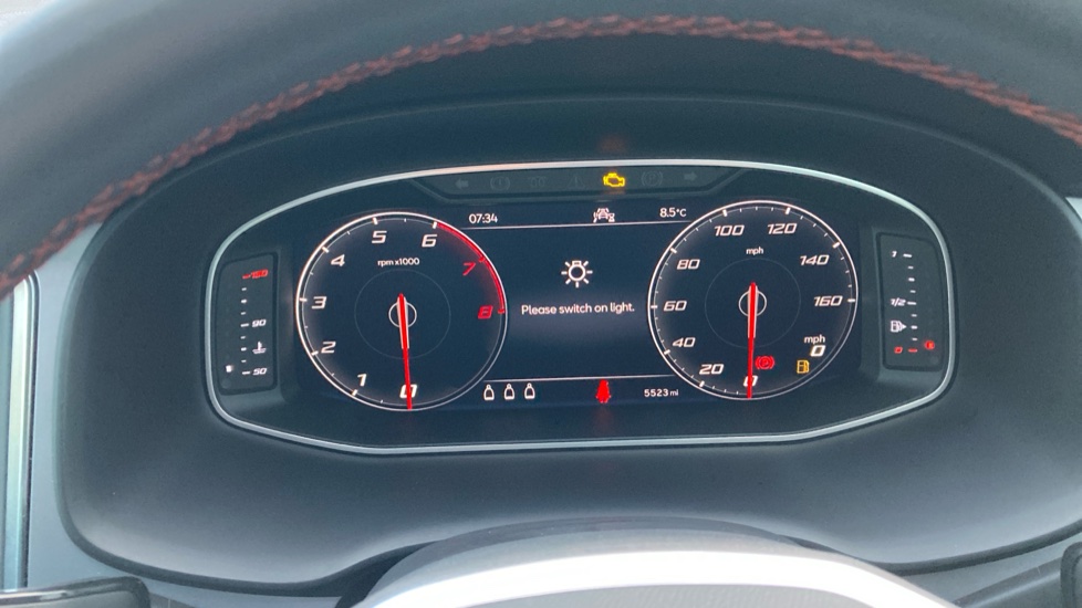 SEAT Ateca 1.5 TSI EVO FR Sport 5dr Petrol Estate - Image 18