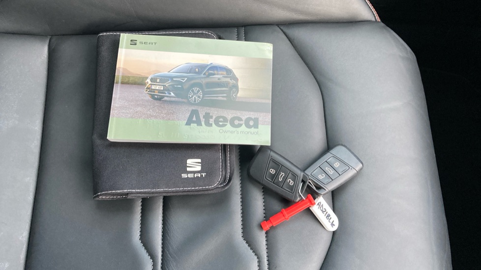 SEAT Ateca 1.5 TSI EVO FR Sport 5dr Petrol Estate - Image 19