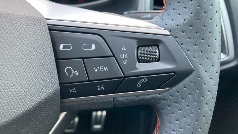 SEAT Ateca 1.5 TSI EVO FR Sport 5dr Petrol Estate - Image 34