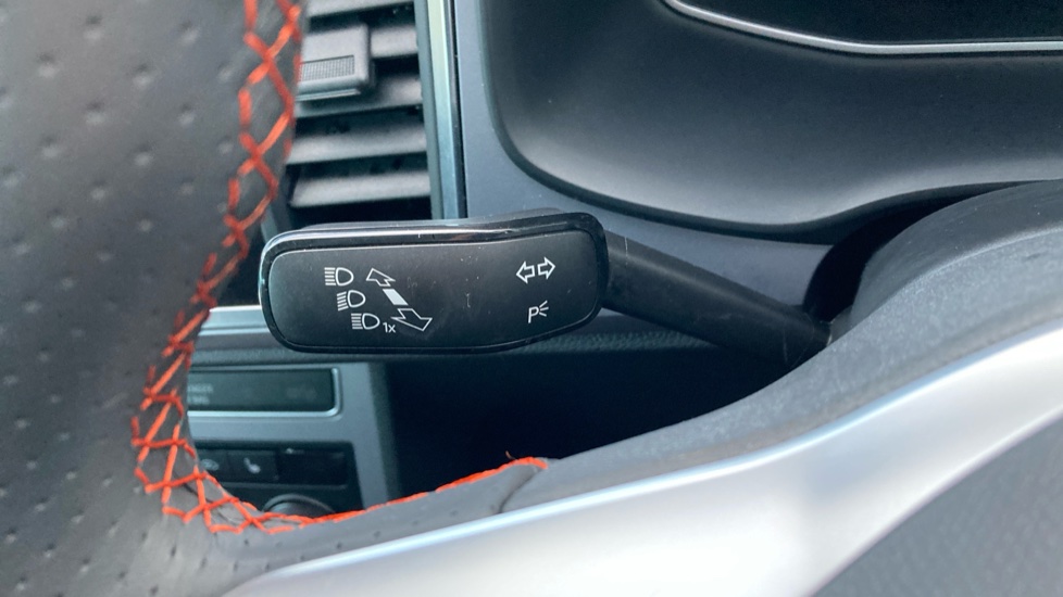 SEAT Ateca 1.5 TSI EVO FR Sport 5dr Petrol Estate - Image 35