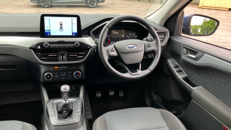 Ford Kuga 1.5 EcoBlue Zetec 5dr Diesel Estate - Image 10