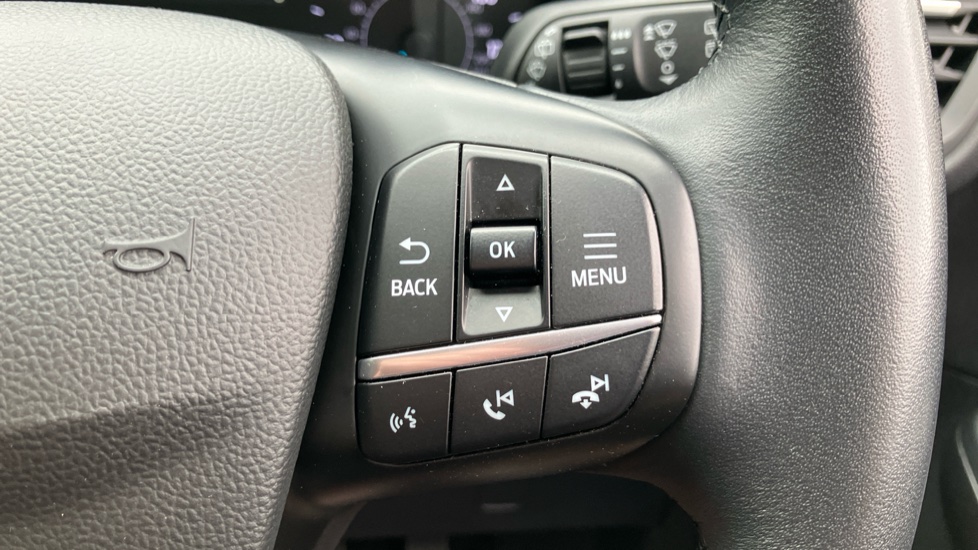 Ford Kuga 1.5 EcoBlue Zetec 5dr Diesel Estate - Image 28