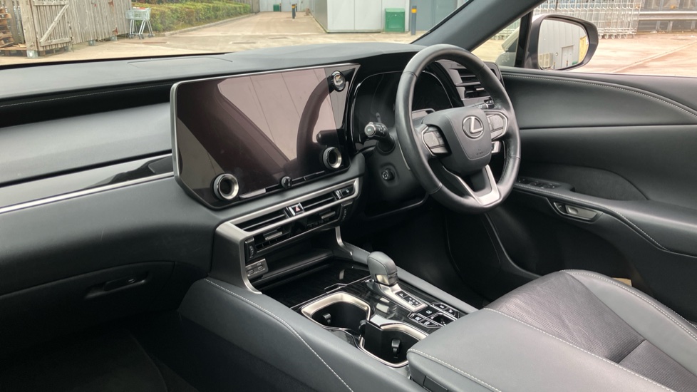 Lexus RX 450h+ 2.5 5dr E-CVT [Premium Plus Pack] Estate - Image 9