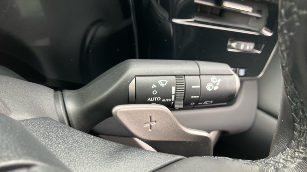 Lexus RX 450h+ 2.5 5dr E-CVT [Premium Plus Pack] Estate - Image 33