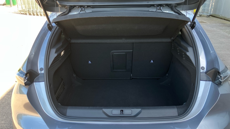 Peugeot 308 1.2 PureTech GT 5dr EAT8 Petrol Hatchback - Image 4