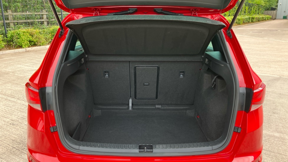 SEAT Ateca 2.0 TSI FR Sport [EZ] 5dr DSG 4Drive Petrol Estate - Image 4