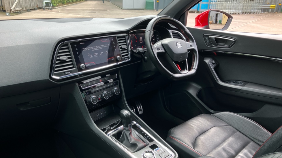 SEAT Ateca 2.0 TSI FR Sport [EZ] 5dr DSG 4Drive Petrol Estate - Image 9