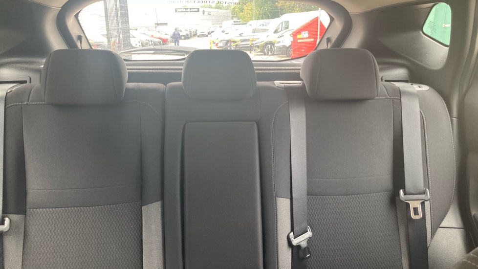 Nissan Qashqai 1.3 DiG-T 160 [157] Acenta Premium 5dr DCT Petrol Hatchback - Image 15