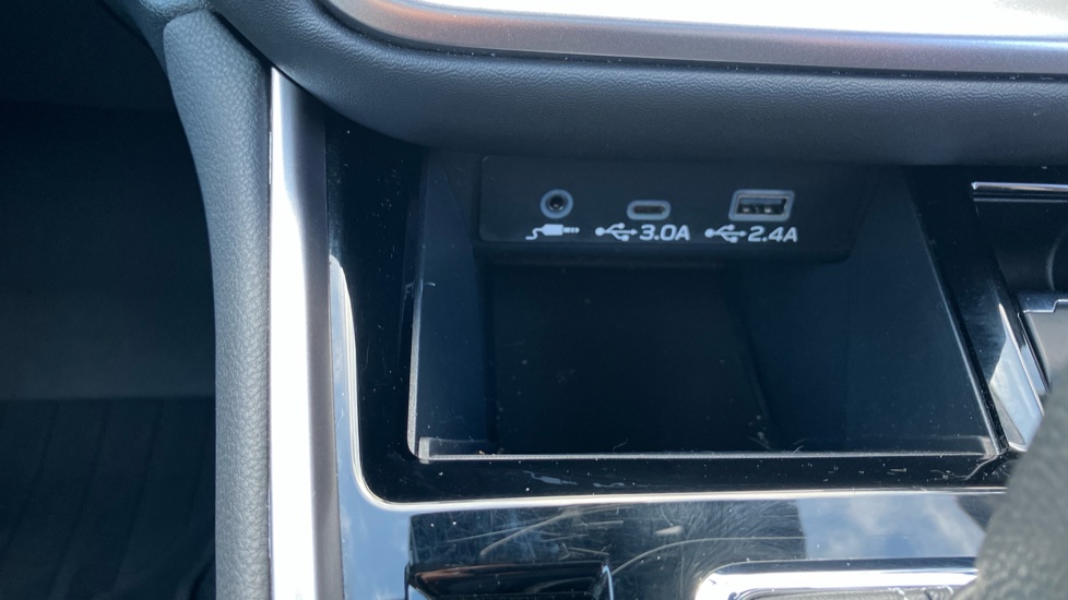 Subaru Outback 2.5i Touring X 5dr Lineartronic Petrol Estate - Image 22