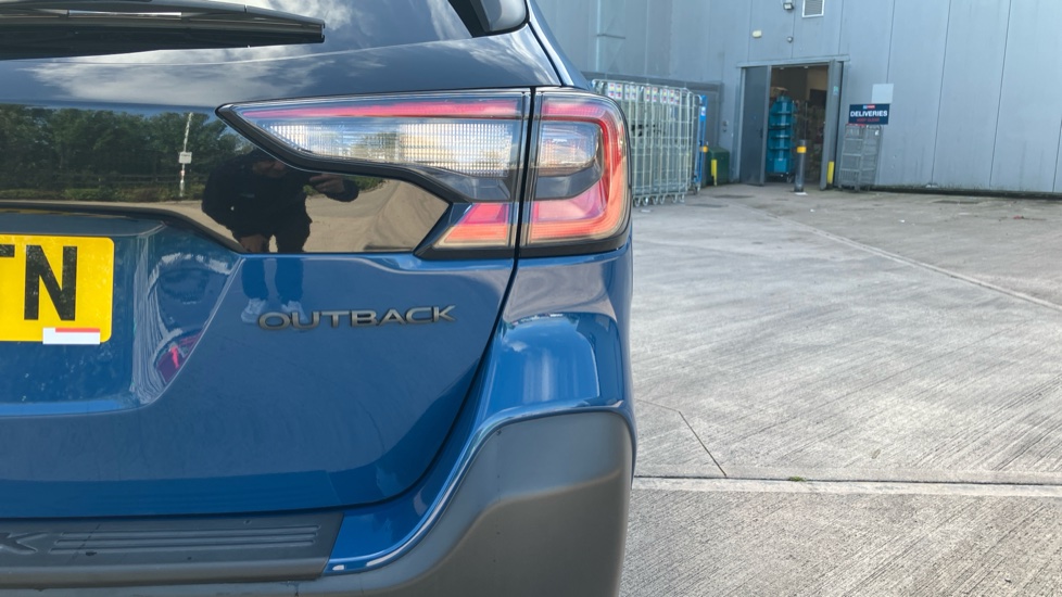 Subaru Outback 2.5i Touring X 5dr Lineartronic Petrol Estate - Image 56