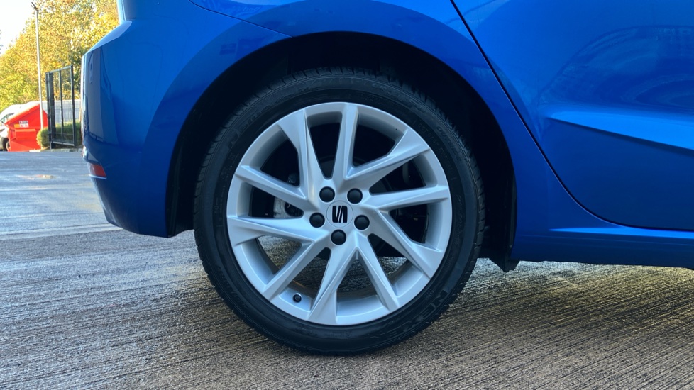 SEAT Ibiza 1.0 TSI 110 FR 5dr DSG Petrol Hatchback - Image 7