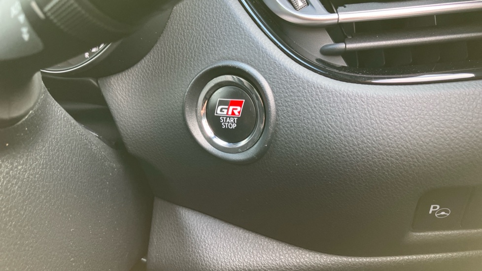 Toyota C-HR 2.0 Hybrid GR Sport 5dr CVT Hybrid Hatchback - Image 32