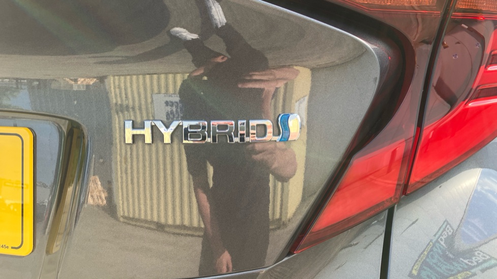 Toyota C-HR 2.0 Hybrid GR Sport 5dr CVT Hybrid Hatchback - Image 52
