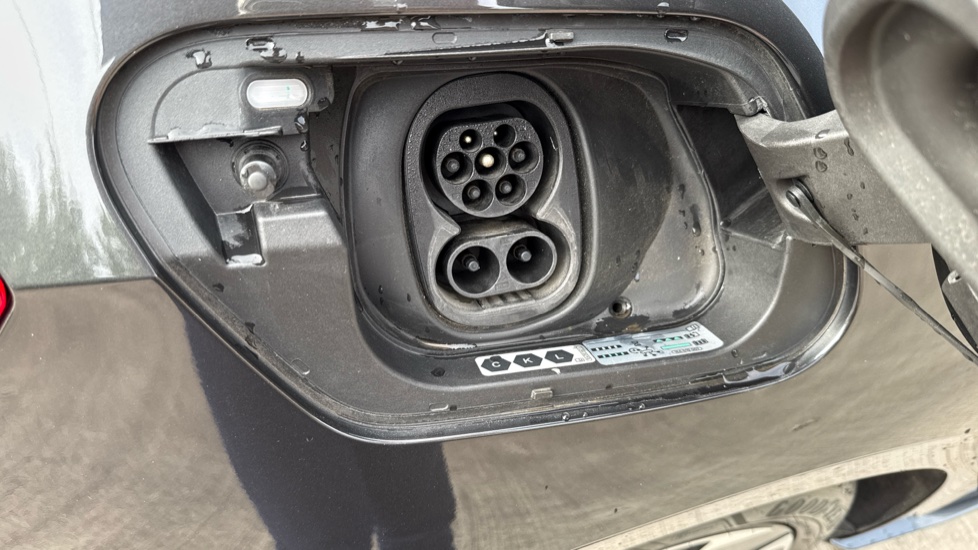 CUPRA Born 150kW V2 58kWh 5dr Auto Electric Hatchback - Image 40