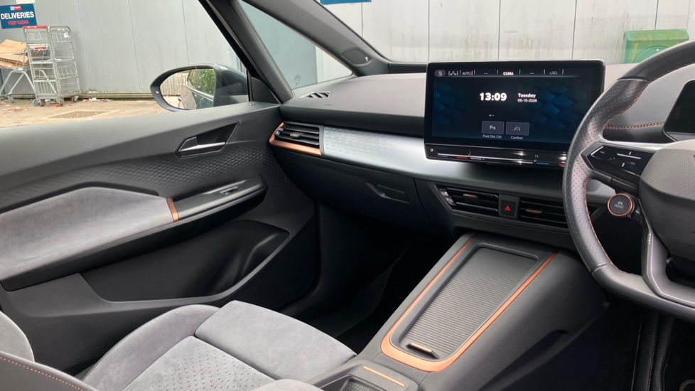 CUPRA Born 169kW e-Boost V3 58kWh 5dr Auto Electric Hatchback - Image 14