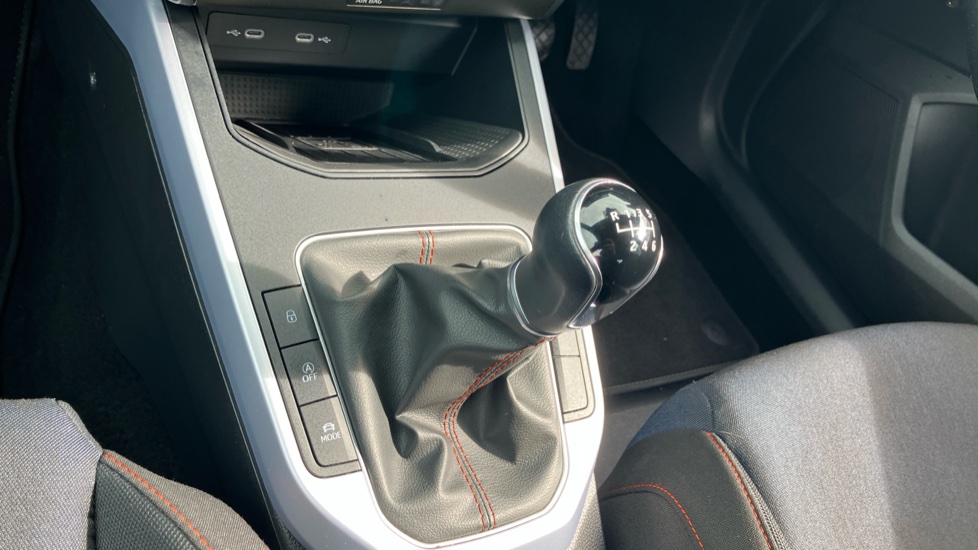 SEAT Arona 1.0 TSI 110 FR 5dr Petrol Hatchback - Image 13