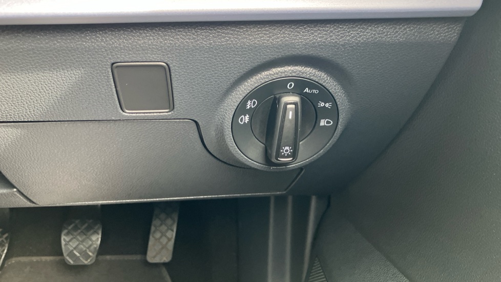 SEAT Arona 1.0 TSI 110 FR 5dr Petrol Hatchback - Image 33